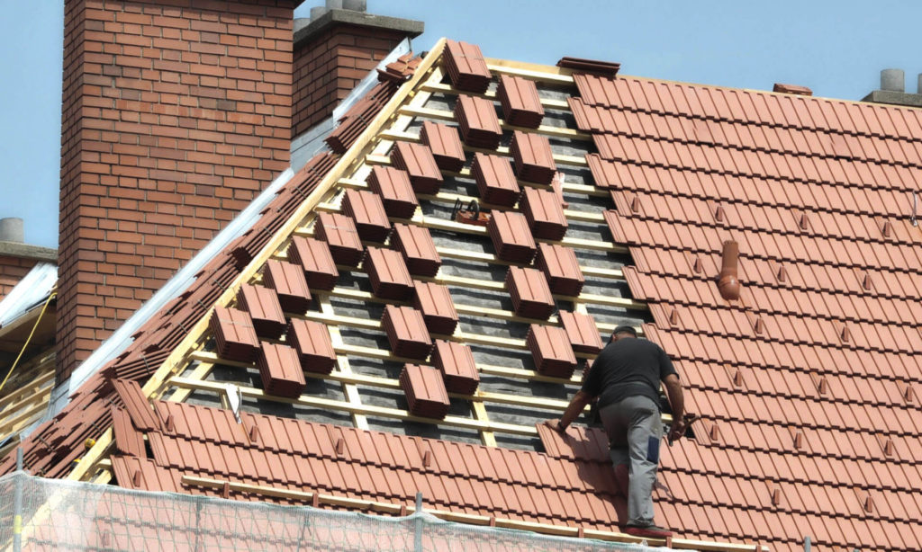 Roof tiling under construction